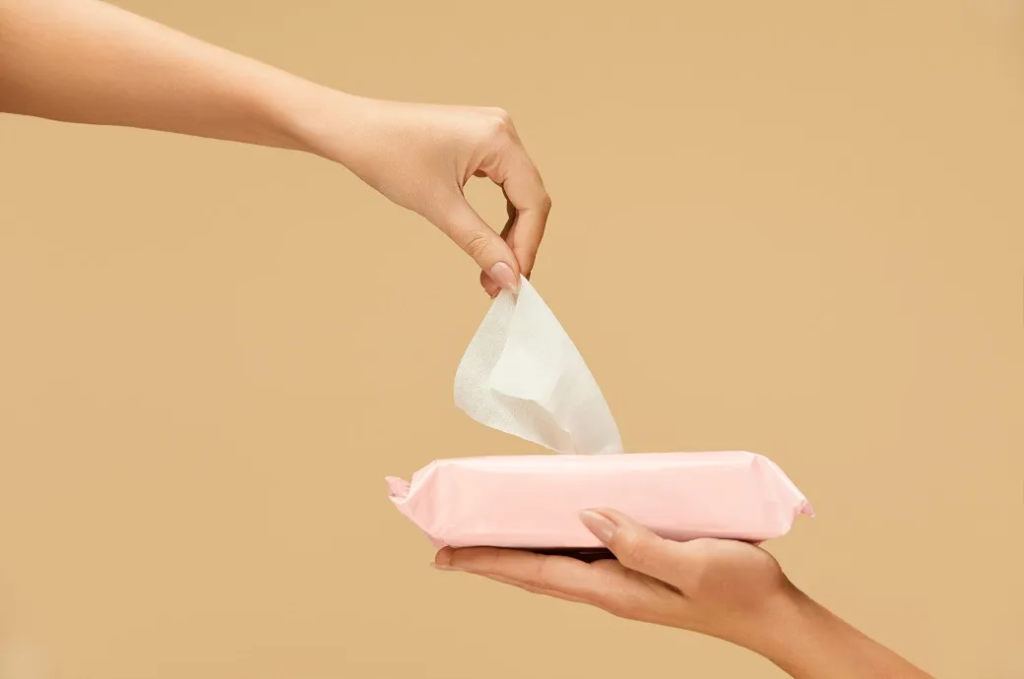 dry wipes manufacturer
